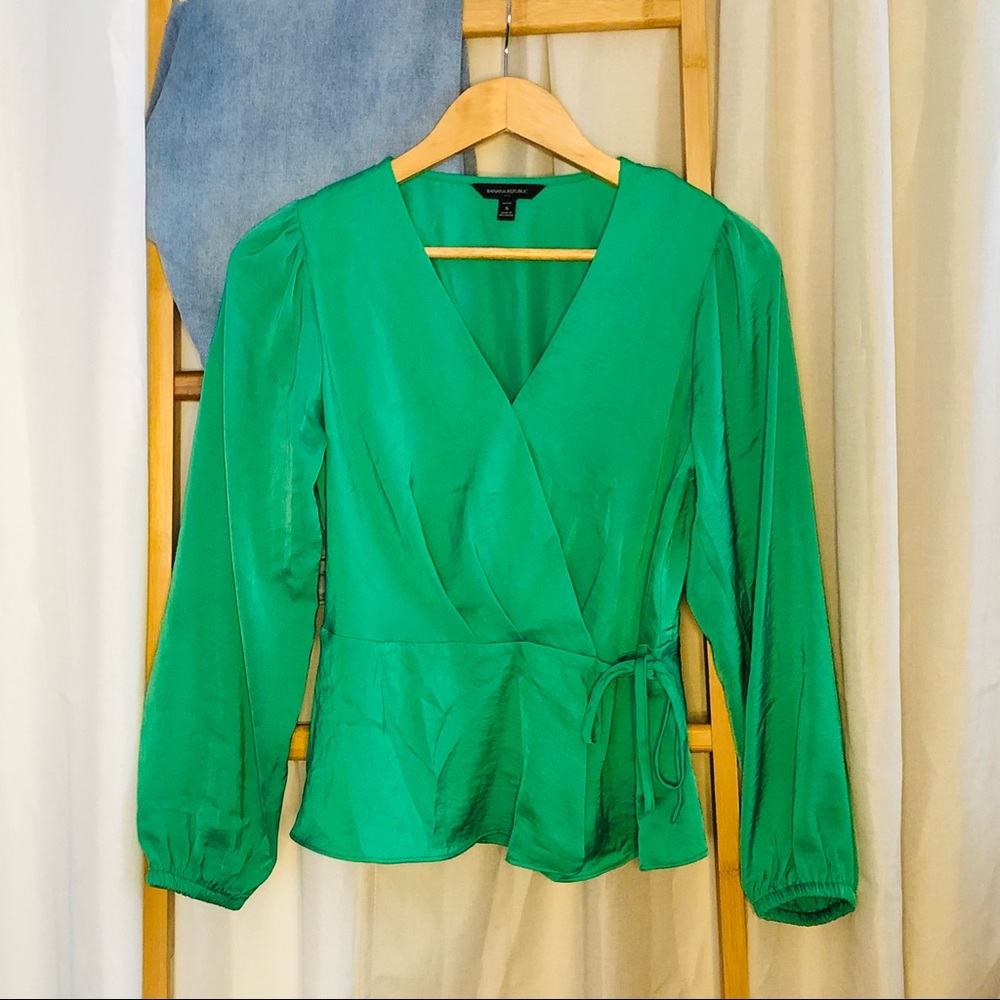 Banana Republic wrapped blouse small